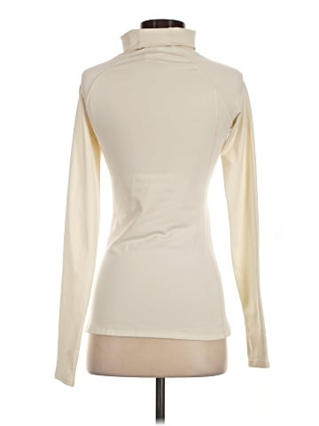 Under Armour Long Sleeve T-Shirt (view 2)