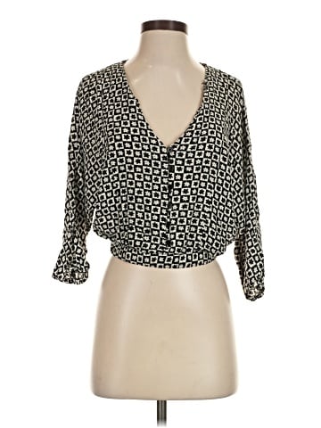 Kendall & Kylie 3/4 Sleeve Blouse (view 1)
