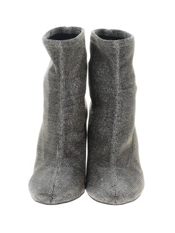 MICHAEL Michael Kors Ankle Boots (view 2)