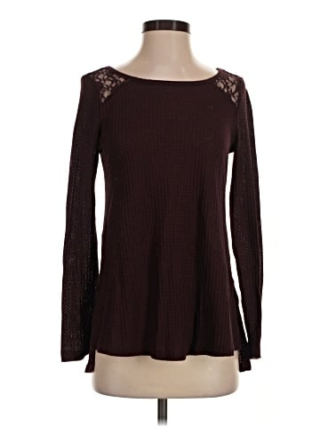 Mossimo Supply Co. Long Sleeve T-Shirt (view 1)