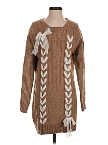 Francesca's Casual Dress (view 1)