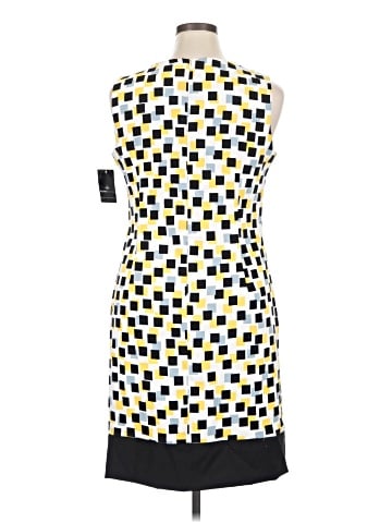 Ronni Nicole Cocktail Dress (view 2)