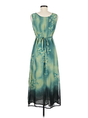 A Wild Thyme Casual Dress (view 2)