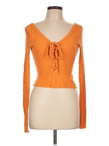 Urban Outfitters Pullover Sweater (view 1)