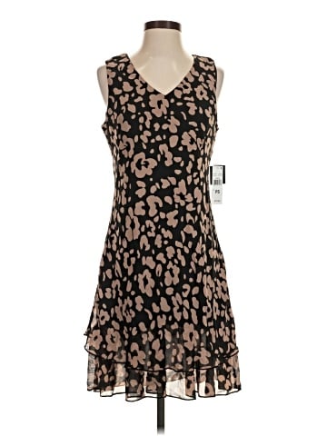 Signature by Robbie Bee Casual Dress (view 1)