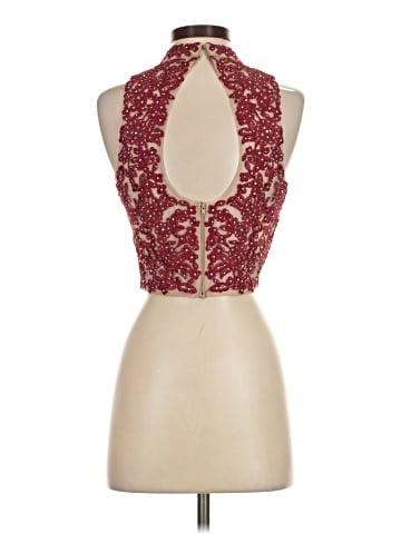 City Triangles Sleeveless Top (view 2)