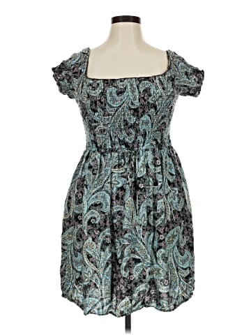 Xhilaration Cocktail Dress (view 1)