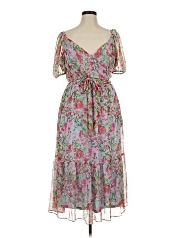 Julia Jordan Casual Dress (view 1)