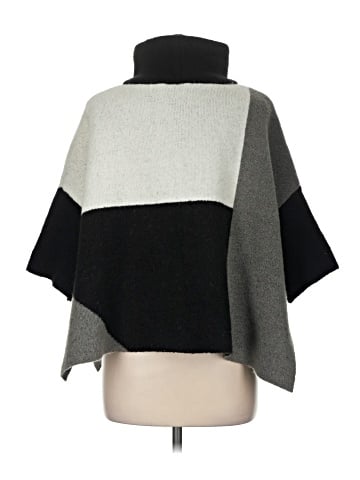 Marla Wynne Poncho (view 2)