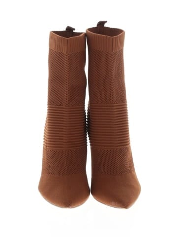 Cape Robbin Ankle Boots (view 2)