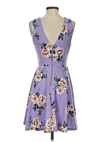 Francesca's Casual Dress (view 2)