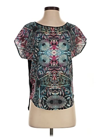 Rock & Republic Short Sleeve Blouse (view 1)
