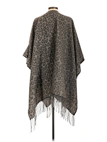 Woolrich Poncho (view 2)