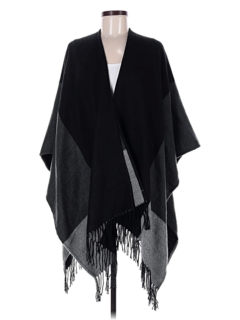 Pre-owned Echo Wrap In Black