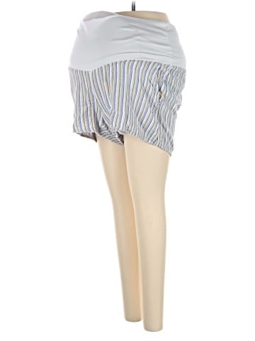 Old Navy - Maternity Shorts (view 1)