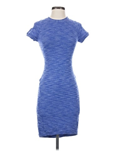 Lululemon Athletica Casual Dress (view 1)