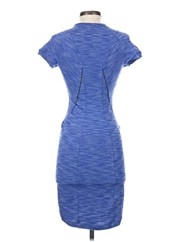 Lululemon Athletica Casual Dress (view 2)