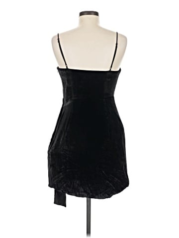 Cinq à Sept Cocktail Dress (view 2)