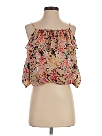 XOXO Sleeveless Blouse (view 1)