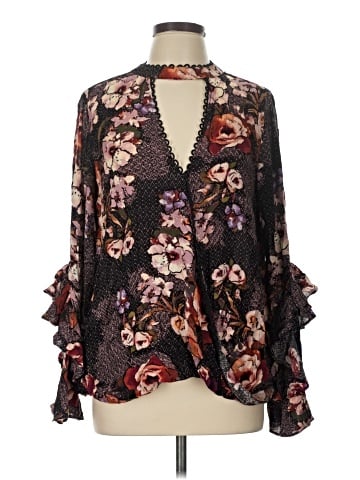 Oddi 3/4 Sleeve Blouse (view 1)