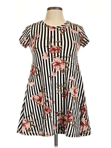 Discreet Casual Dress (view 1)