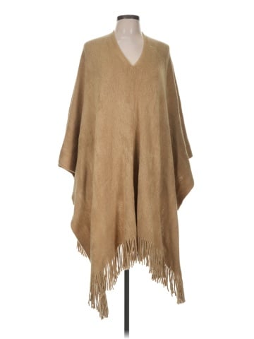 Shiraleah Poncho (view 1)