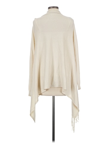 Lovestitch Poncho (view 2)