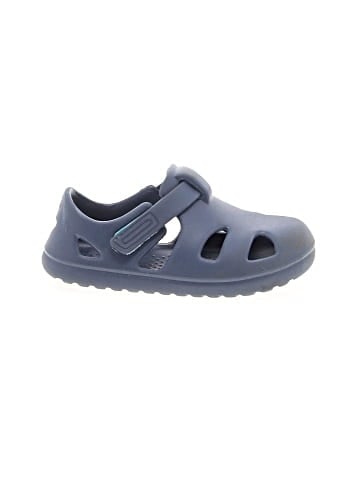 Ten Little Water Shoes (view 1)