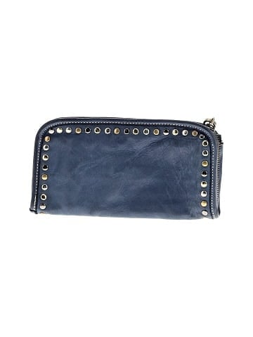 Bolsa Nova Leather Wristlet (view 2)