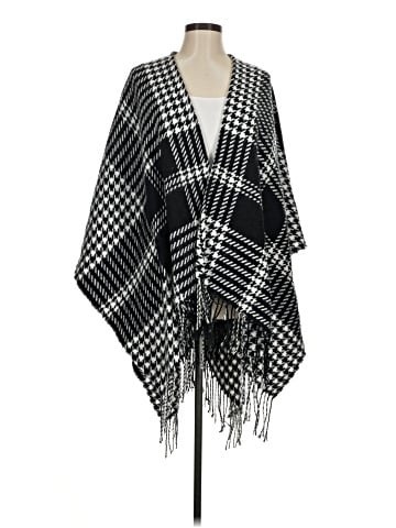 Akira Poncho (view 1)