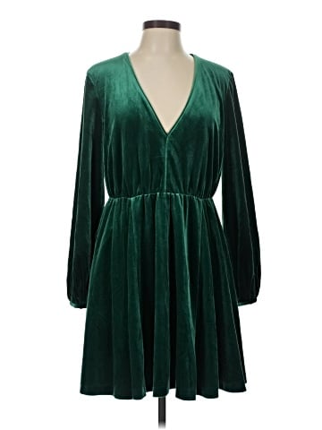 Belle Badgley Mischka Cocktail Dress (view 1)
