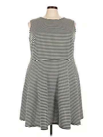 Danny And Nicole Casual Dress (view 1)