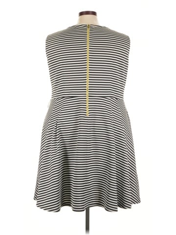 Danny And Nicole Casual Dress (view 2)