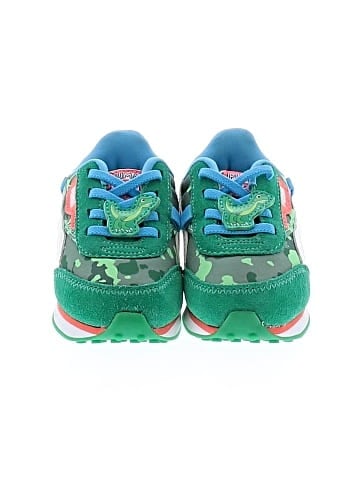 Puma Sneakers (view 2)