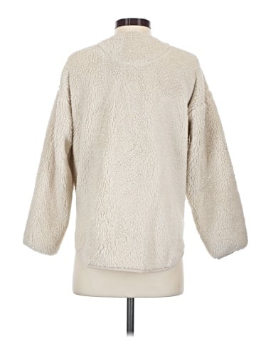 Uniqlo Fleece (view 2)