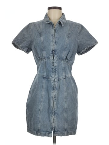 Le Lis Casual Dress (view 1)