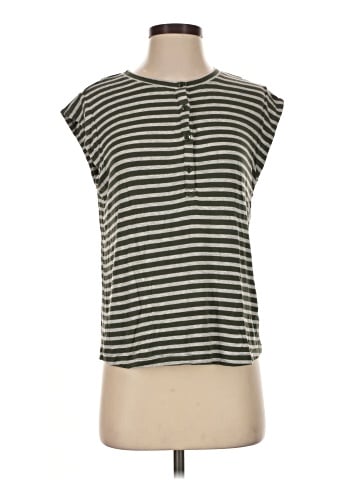 CAbi Sleeveless T-Shirt (view 1)