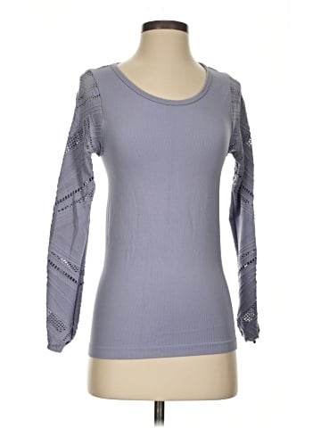 Fabletics Long Sleeve T-Shirt (view 1)