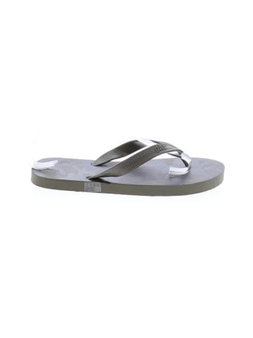 Gap Flip Flops (view 1)