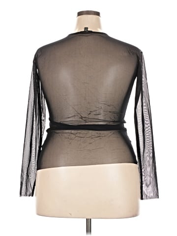 Universal Standard Long Sleeve Top (view 2)