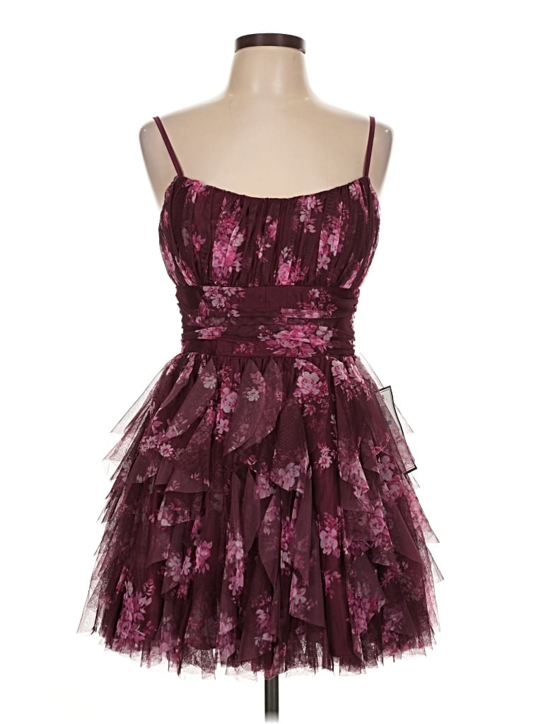 B Darlin Cocktail Dress In Burgundy