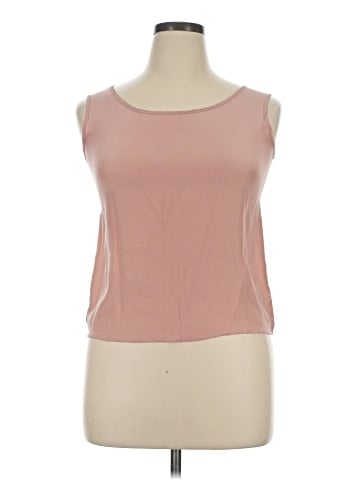 Unbranded Sleeveless Top (view 1)