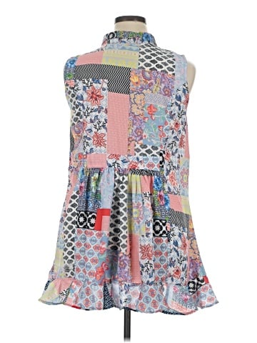 Tolani Sleeveless Blouse (view 2)