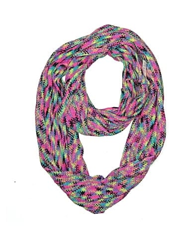 Justice Scarf (view 1)