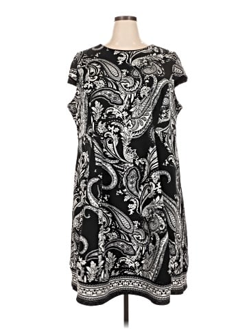 Sandra Darren Casual Dress (view 1)