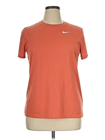 Nike Active T-Shirt (view 1)