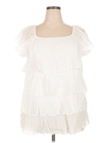 Avenue Short Sleeve Blouse (view 1)