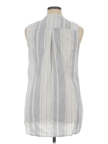 Merona Sleeveless Button-Down Shirt (view 2)