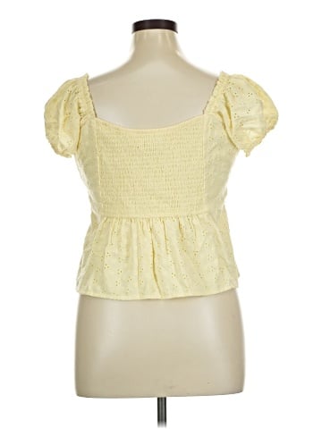 Hollister Short Sleeve Top (view 2)
