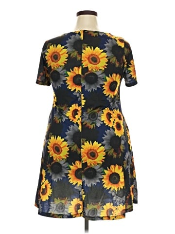 Yelete Casual Dress (view 2)